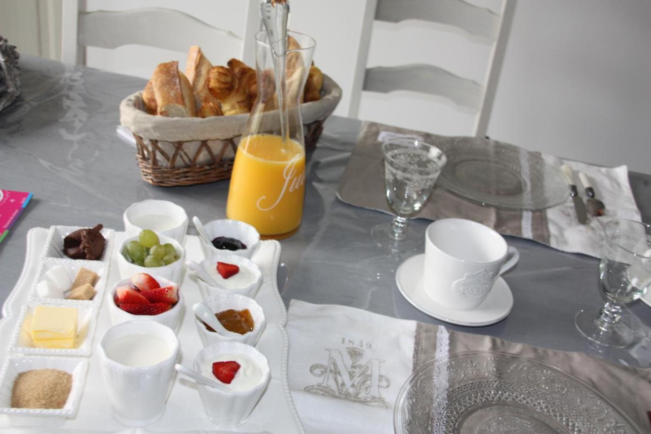 Bed and Breakfast Comme Un Reve Doignies Exterior foto